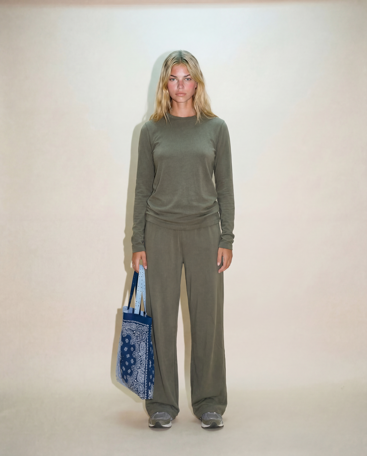 LONGSLEEVE TIDE - BASIC BAMBUSOWY SLIM / OLIVE GREEN